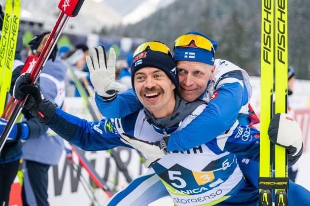 Sport Themen der Woche KW09 230303 Silver medalist Perttu Hyvärinen of Finland celebrate after the Men s Cross Country Skiing 4 x 10km Relay during the FIS Nordic Ski World Championships on March 3, 2023 in Planica. Photo: Petter Arvidson BILDBYRAN kod PA PA0531 skidor cross-country skiing langrenn skid-vm 2023 fis nordic ski world championships bbeng fis nordic world ski championships vm ski-vm day 10 mens 4 x 10 km relay stafett jubel finland *** 230303 Silver medalist Perttu Hyvärinen of Finland celebrate after the Mens Cross Country Skiing 4 x 10km Relay during the FIS Nordic Ski World Championships on March 3, 2023 in Planica Photo Petter Arvidson BILDBYRAN code PA PA0531 skis cross country skiing cross country ski world championships 2023 fis nordic ski world championships bbeng fis nordic world ski championships wm ski wm day 10 mens 4 x 10 km relay relay jubel finland,  Copyright: PETTERxARVIDSON BB230303PA122