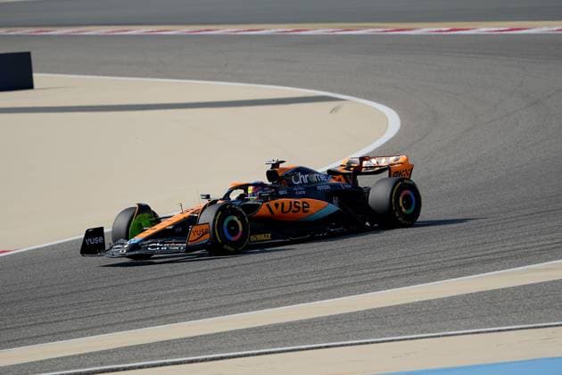 03.03.2023, Bahrain International Circuit, Sakhir, Formula 1 Gulf Air Bahrain Grand Prix 2023 ,im Bild Oscar Piastri (AUS), McLaren F1 Team Sakhir Bahrain International Circuit Bahrain