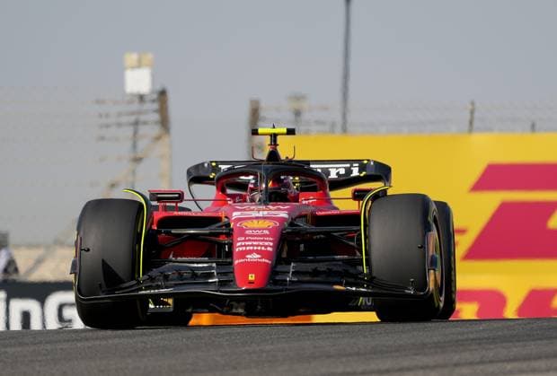 Formula 1 Gulf Air Bahrain Grand Prix 2023 03.03.2023, Bahrain International Circuit, Sakhir, Formula 1 Gulf Air Bahrain Grand Prix 2023 ,im Bild Carlos Sainz Jr. (ESP), Scuderia Ferrari.