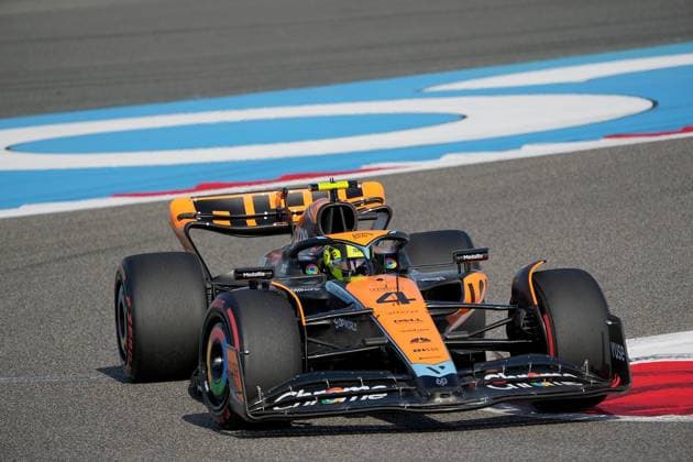 03.03.2023, Bahrain International Circuit, Sakhir, Formula 1 Gulf Air Bahrain Grand Prix 2023 ,im Bild Lando Norris (GBR), McLaren F1 Team Sakhir Bahrain International Circuit Bahrain