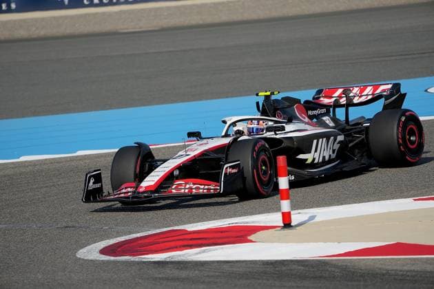 03.03.2023, Bahrain International Circuit, Sakhir, Formula 1 Gulf Air Bahrain Grand Prix 2023 ,im Bild Nico Hülkenberg (DEU), Moneygram Haas F1 Team Sakhir Bahrain International Circuit Bahrain