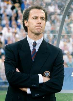 Europameisterschaft 1988: Deutschland - Spanien 2:0 17.06.1988 in München. Trainer Franz Beckenbauer (GER). *** European Championship 1988 Germany Spain 2 0 17 06 1988 in Munich coach Franz Beckenbauer GER HM