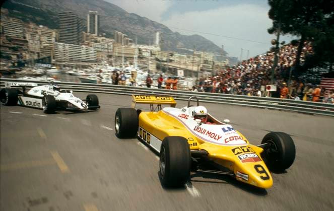 Manfred Winkelhock im ATS D5 Ford Cosworth DF 3.oV8 or Keke Rosberg im Williams FW8 Ford Cosworth SFV 3.0V8 am Hafen im GP Monaco 1982 in der Kurve la Rascasse am Hafen *** Manfred Winkelhock in the ATS D5 Ford Cosworth DF 3 oV8 or Keke Rosberg in the Williams FW8 Ford Cosworth SFV 3 0V8 at the harbor in the GP Monaco 1982 in the curve la Rascasse at the harbor