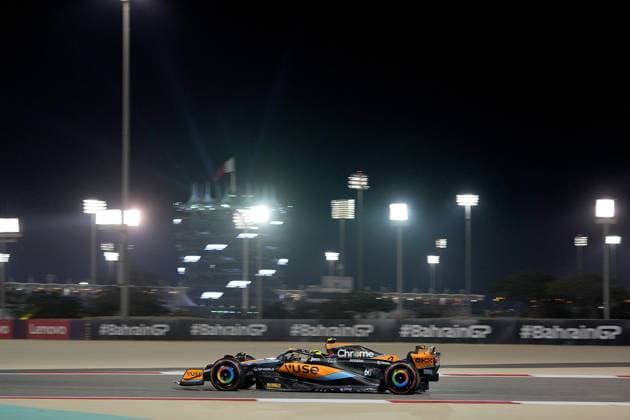 03.03.2023, Bahrain International Circuit, Sakhir, Formula 1 Gulf Air Bahrain Grand Prix 2023 ,im Bild Lando Norris (GBR), McLaren F1 Team Sakhir Bahrain International Circuit Bahrain