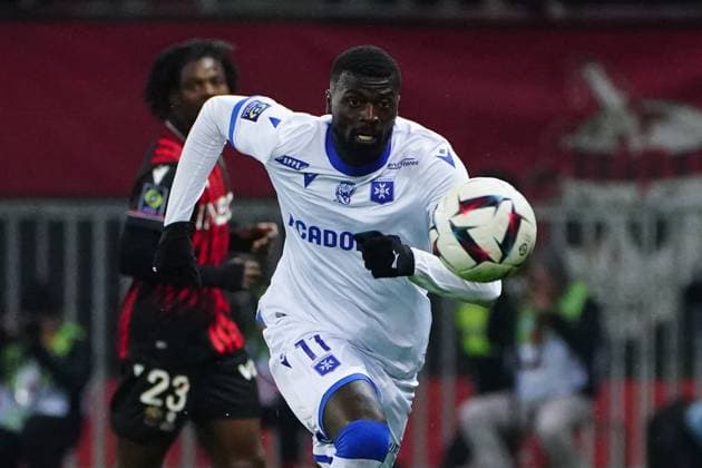 Fußball, OGC Nizza - AJ Auxerre M Baye Niang (AJ Auxerre) FOOTBALL : OGC Nice vs AJ Auxerre - Ligue 1 Ubereats - Nice - 03 03 2023 NorbertScanella Panoramic 