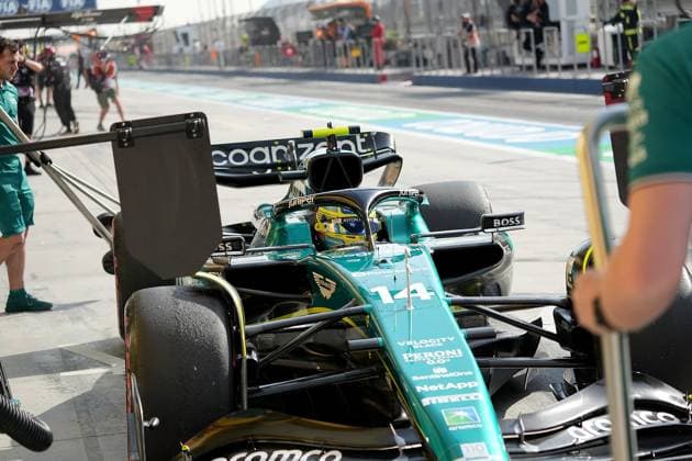 04.03.2023, Bahrain International Circuit, Sakhir, Formula 1 Gulf Air Bahrain Grand Prix 2023 ,im Bild Fernando Alonso (ESP), Aston Martin Aramco Cognizant Formula One Team Sakhir Bahrain International Circuit Bahrain