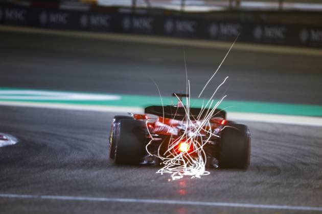 16 LECLERC Charles (mco), Scuderia Ferrari SF-23, action during the Formula 1 Gulf Air Bahrain Grand Prix 2023, 1st round of the 2023 FIA Formula One World Championship, WM, Weltmeisterschaft from March 2 3 to 5, 2023 on the Bahrain International Circuit, in Sakhir, Bahrain - F1 - BAHRAIN GRAND PRIX 2023 DPPI Panoramic  _R3_0191