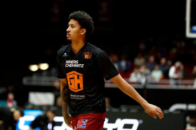 04.03.2023, easyCredit Basketball Bundesliga, BBL, Saison 2022 2023, Herren, Chemnitz Niners - Basketball Löwen Braunschweig, 13, Jason George, Niners Chemnitz Chemnitz Messe Chemnitz Sachsen Germany