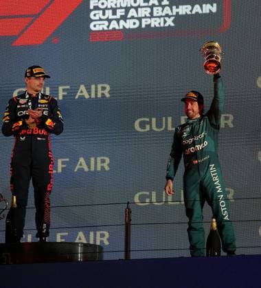 Formula 1 Gulf Air Bahrain Grand Prix 2023 05.03.2023, Bahrain International Circuit, Sakhir, Formula 1 Gulf Air Bahrain Grand Prix 2023 ,im Bild Sieger Max Verstappen (NLD), Oracle Red Bull Racing, .3.Platz für Fernando Alonso (ESP), Aston Martin Aramco Cognizant Formula One Team..