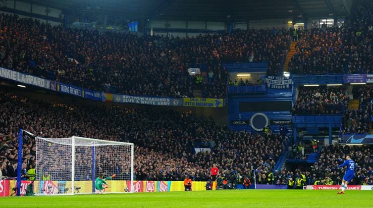 Mandatory Credit: Photo by Javier Garcia Shutterstock (13794814an) Kai Havertz of Chelsea scores a goal to make it 2-0 after a retaken penalty Chelsea v Borussia Dortmund, UEFA Champions League, Round of 16, Second Leg, Football, Stamford Bridge, London, UK - 07 Mar 2023 EDITORIAL USE ONLY No use with unauthorised audio, video, data, fixture lists, club league logos or live services. Online in-match use limited to 120 images, no video emulation. No use in betting, games or single club league player publications. Chelsea v Borussia Dortmund, UEFA Champions League, Round of 16, Second Leg, Football, Stamford Bridge, London, UK - 07 Mar 2023 EDITORIAL USE ONLY No use with unauthorised audio, video, data, fixture lists, club league logos or live services. Online in-match use limited to 120 images, no video emulation. No use in betting, games or single club league player publications.  Copyright: xJavierxGarcia Shutterstockx 13794814an