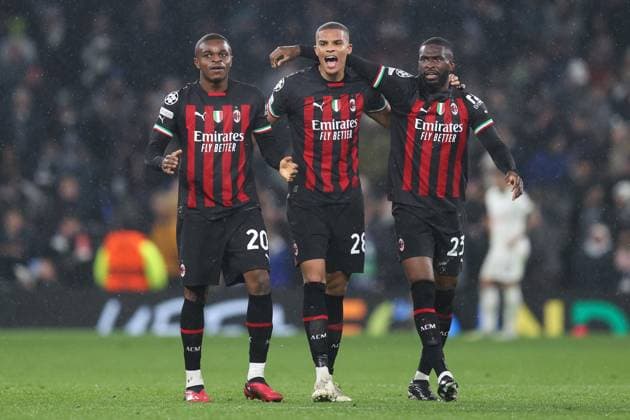 Sport Bilder des Tages Tottenham v Milan 8 March 2023, London - Champion™s League Football - Tottenham Hotspur v AC Milan - Pierre Kalulu, Malick Thiaw and Fikayo Tomori of AC Milan celebrate victory - Photo: Charlotte Wilson Offside. London UK Copyright: xCharlottexWilsonx xOffsidexOffside