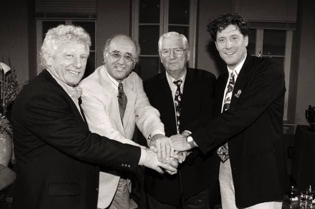 WDR-Sendung Bei Bio : Karl-Heinz Feldkamp, Alfred Biolek, Jupp Derwall, Toni Schumacher (vl) *** WDR program Bei Bio Karl Heinz Feldkamp, Alfred Biolek, Jupp Derwall, Toni Schumacher vl