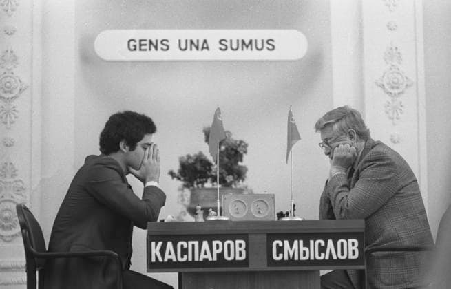 Garry Kasparov and Vasily Smyslov 968004 10.03.1984 International grandmasters Garry Kasparov and Vasily Smyslov play for the World Chess Champion title in Vilnius. Boris Kaufman Sputnik Vilnius Lithuania  Copyright: xBorisxKaufmanx