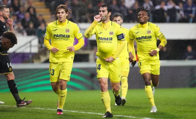 Sport Themen der Woche KW10 Sport Bilder des Tages Villarreal s Manu Trigueros celebrates after scoring during the match between Belgian soccer team RSC Anderlecht and Spanish Villarreal CF, the first leg of the round of 16 of the UEFA Europa Conference League competition, in Anderlecht, Brussels, Thursday 09 March 2023. VIRGINIExLEFOUR  x62275448x