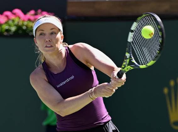 INDIAN WELLS, CA - MARCH 09: Danelle Collins of the United States returns the ball during a tennis match at the BNP Paribas Open played on March 9, 2023 at the Indian Wells Tennis Garden in Indian Wells, CA.(Photo by John Cordes Icon Sportswire) TENNIS: MAR 09 BNP Paribas Open Icon506230309002