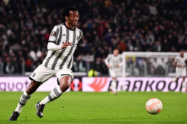 Foto Marco Alpozzi LaPresse 9 Marzo 2023 - Torino, Italia - calcio - Juventus vs Friburgo - UEFA Europa League 2022 2023 - Ottavi di Finale - Juventus Stadium. Nella foto: Juan Cuadrado (Juventus F.C.); March 09, 2023 Turin, Italy - sport, calcio - Juventus vs SC Freiburg - UEL 2022 2023 - Round of 16 - Juventus Stadium. In the pic: Juan Cuadrado (Juventus F.C.);  Copyright: xMarcoxAlpozzi LaPressex