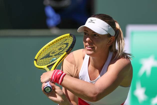 INDIAN WELLS, CA - MARCH 09: Dalma Galfi (HUN) hits a backhand during the BNP Paribas Open on March 9, 2023 at the Indian Wells Tennis Garden in Indian Wells, CA. (Photo by George Walker Icon Sportswire) TENNIS: MAR 09 BNP Paribas Open Icon230309107