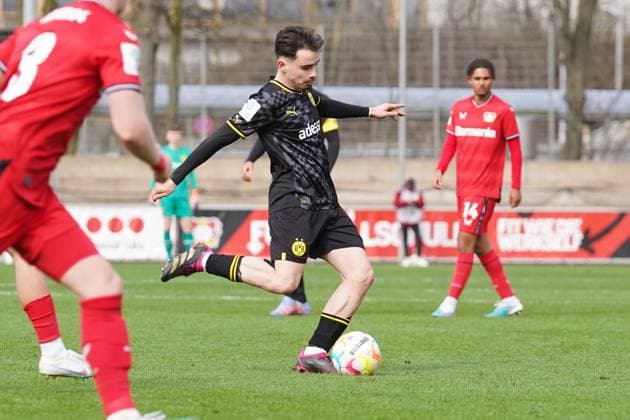 Samstag, 11.03.2023 Saison 2022 2023 15. Spieltag A-Junioren-Bundesliga im Ulrich-Haberland-Stadion, Leverkusen, Germany. SV Bayer Leverkusen U19 - BV Borussia Dortmund U19. Vasco Walz (Borussia Dortmund U19 8)