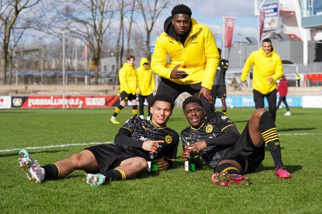 Samstag, 11.03.2023 Saison 2022 2023 15. Spieltag A-Junioren-Bundesliga im Ulrich-Haberland-Stadion, Leverkusen, Germany. SV Bayer Leverkusen U19 - BV Borussia Dortmund U19. Jubel nach dem Gewinn der Westdeutschen Meisterschaft.