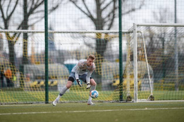 Dresdens Torwart Erik Herrmann (U19); SG Dynamo Dresden U19 - 1. FC Union Berlin; Fußball; Saison 2022 2023; Sportpark Ostra; Dresden; 11. März (Maerz) 2023;