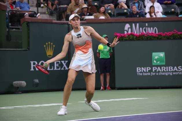 INDIAN WELLS, CA - MARCH 11: Elena Rybakina (KAZ) hits a forehand during the BNP Paribas Open on March 11, 2023 at the Indian Wells Tennis Garden in Indian Wells, CA. (Photo by George Walker Icon Sportswire) TENNIS: MAR 11 BNP Paribas Open Icon230311094