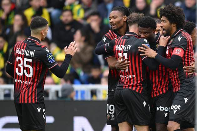 joie des joueurs de Nice apres le but de Terem Moffi (Nice) FOOTBALL : Nantes vs Nice - Ligue1 - 12 03 2023 JBAutissier Panoramic 