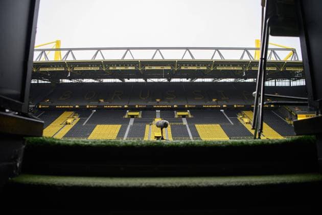 Das Stadion über 2 Stunden vor Anpfiff; Borussia Dortmund II - SG Dynamo Dresden; Fußball; 3. Liga; Saison 2022 2023; 26. Spieltag; Westfalenstadion; Dortmund; 12. März (Maerz) 2023;