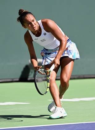 INDIAN WELLS, CA - MARCH 13: Leylah Fernandez of Canada off balance after returning the ball during a tennis match at the BNP Paribas Open played on March 13, 2023 at the Indian Wells Tennis Garden in Indian Wells, CA. (Photo by John Cordes Icon Sportswire) TENNIS: MAR 13 BNP Paribas Open Icon506230313009