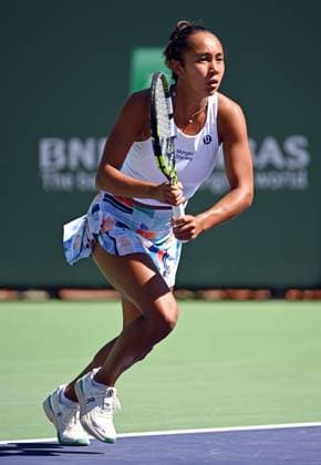 INDIAN WELLS, CA - MARCH 13: Leylah Fernandez of Canada heads towards the net during a tennis match at the BNP Paribas Open played on March 13, 2023 at the Indian Wells Tennis Garden in Indian Wells, CA. (Photo by John Cordes Icon Sportswire) TENNIS: MAR 13 BNP Paribas Open Icon506230313010