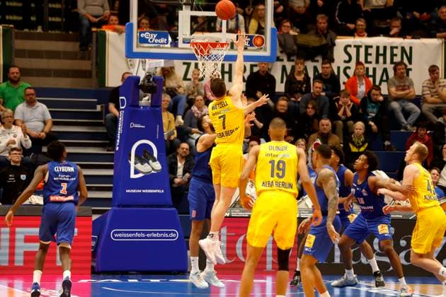 14.03.2023, easyCredit Basketball Bundesliga, BBL, Saison 2022 2023, Herren, Syntainics MBC - Alba Berlin, 7, Yanni Wetzell, Alba Berlin Weißenfels Stadthalle Sachsen-Anhalt Germany
