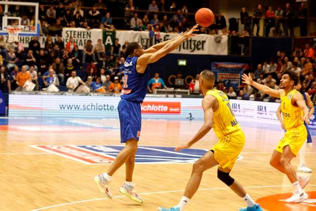 14.03.2023, easyCredit Basketball Bundesliga, BBL, Saison 2022 2023, Herren, Syntainics MBC - Alba Berlin, 21, Tremmell Darden, Syntainics MBC Weißenfels Stadthalle Sachsen-Anhalt Germany