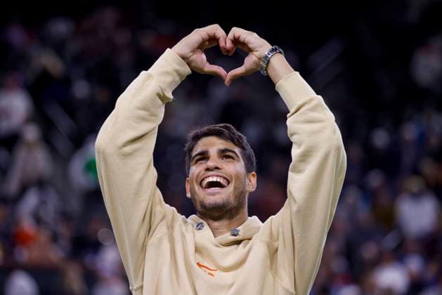 Bilder des Jahres 2023, Sport 03 März Sport Themen der Woche KW11 Sport Bilder des Tages March 14, 2023 Carlos Alcaraz of Spain acknowledges the crowd after winning his match against Jack Draper of Great Britain during the 2023 BNP Paribas Open at Indian Wells Tennis Garden in Indian Wells, California. Mandatory Photo Credit: CSM Indian Wells United States of America - ZUMAc04_ 20230314_zaf_c04_134 Copyright: xCharlesxBausx