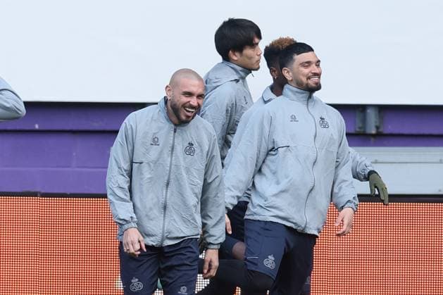 Union s Teddy Teuma and Union s Cameron Puertas Castro pictured during a training session of Belgian soccer team Royale Union Saint-Gilloise, Wednesday 15 March 2023 in Anderlecht, Brussels. Union is preparing for tomorrow s game against German Union Berlin, the return leg of the round of 16 of the UEFA Europa League competition, after a 3-3 draw result at the first leg. BRUNOxFAHY  x62984907x