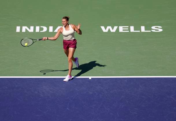 March 15, 2023 Aryna Sabalenka of Belarus returns a shot against Coco Gauff during the 2023 BNP Paribas Open at Indian Wells Tennis Garden in Indian Wells, California. Mandatory Photo Credit: CSM Indian Wells United States of America - ZUMAc04_ 20230315_zaf_c04_026 Copyright: xCharlesxBausx