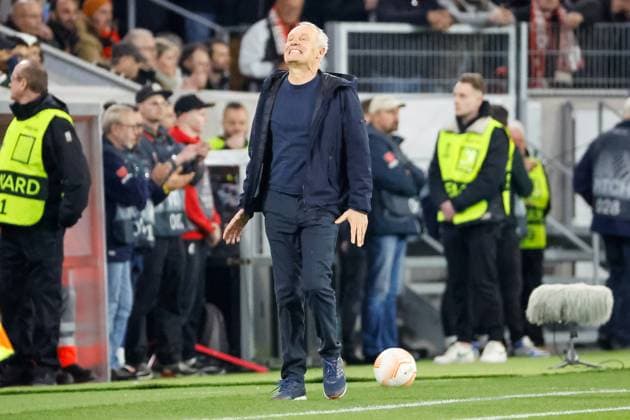 Christian Streich (SC Freiburg, Trainer) Geste, Gestik, gestikuliert , GER, SC Freiburg vs. Juventus Turin, Fussball, UEFA Europa League, Achtelfinale, 16.03.2023 GER, SC Freiburg vs. Juventus Turin, Fussball, UEFA Europa League, Achtelfinale, 16.03.2023 Freiburg im Breisgau Copyright: xEibner-Pressefoto GrantxHubbsx EP_GHS