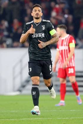 16.03.2023, xtvx, Fussball UEFA Europa League 1 8 Finale, SC Freiburg - Juventus Turin emspor, v.l. Torjubel nach dem Tor zum celebrating the goal celebrate 0:1 durch Dusan Vlahovic (Juventus Turin) Danilo (Juventus Turin) (DFL DFB REGULATIONS PROHIBIT ANY USE OF PHOTOGRAPHS as IMAGE SEQUENCES and or QUASI-VIDEO) Freiburg