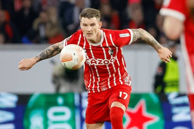 Lukas Kuebler (SC Freiburg, 17) am Ball , GER, SC Freiburg vs. Juventus Turin, Fussball, UEFA Europa League, Achtelfinale, 16.03.2023 GER, SC Freiburg vs. Juventus Turin, Fussball, UEFA Europa League, Achtelfinale, 16.03.2023 Freiburg im Breisgau Copyright: xEibner-Pressefoto GrantxHubbsx EP_GHS