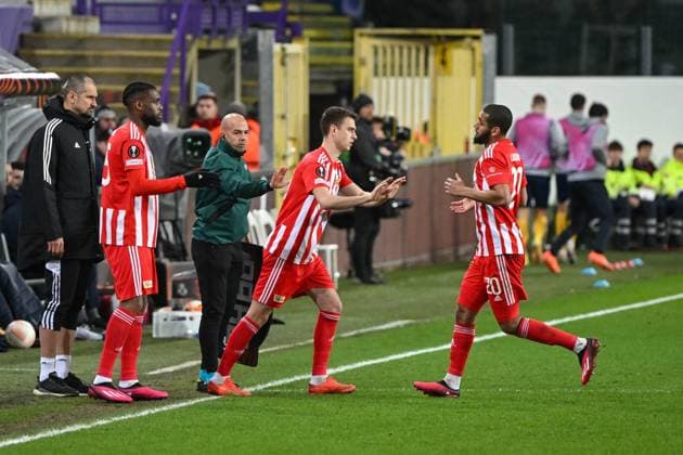 Fussball, Herren, Saison 2022 2023, Europa League (Achtelfinale, Rückspiel), Royale Union Saint-Gilloise - 1. FC Union Berlin im Lotto Park Brüssel, v.l. Jordan Siebatcheu (1. FC Union Berlin), Janik Haberer (1. FC Union Berlin) und Aissa Laidouni (1. FC Union Berlin) , 16.03. 2023, Copyright: xMatthiasxKochx