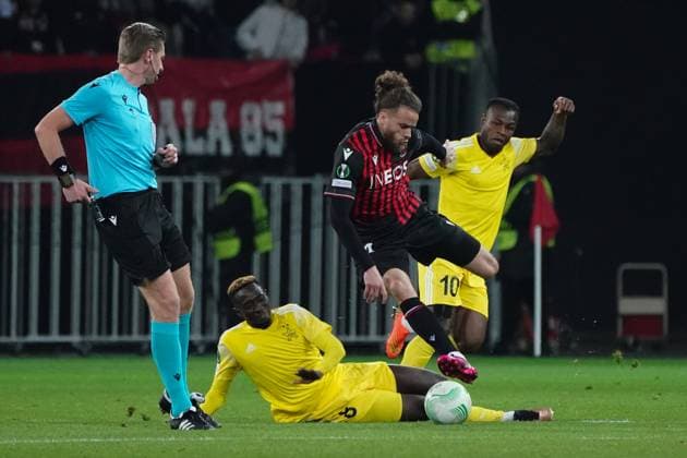 Billal Brahimi (OGC Nice) - Mouhamed Diop (Sheriff Tiraspol) - Cedric Badolo (Sheriff Tiraspol) FOOTBALL : OGC Nice vs Football Club Sheriff Tiraspol - 8 eme de finale retour Europa Conference League - Nice - 16 03 2023 NorbertScanella Panoramic 