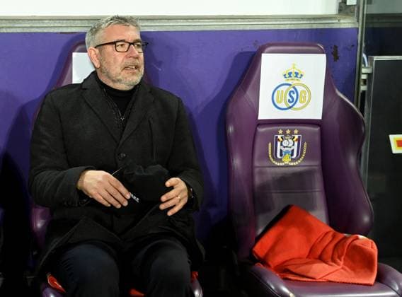 Fussball, Herren, Saison 2022 2023, Europa League (Achtelfinale, Rückspiel), Royale Union Saint-Gilloise - 1. FC Union Berlin (3:0), Trainer Urs Fischer (1. FC Union) auf der Bank, 16.03. 2023, Copyright: xMatthiasxKochx