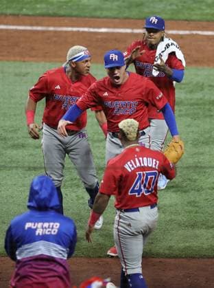 Baseball, World Baseball Classic, Puerto Rico - Mexiko Puerto Rico relief pitcher Yacksel Rios (75) reacts after getting out of a bases loaded jam in the fifth inning of the 2023 World Baseball Classic quarter-final game against Mexico in Miami, Florida on Friday, March 17, 2023.  MIA20230517513 AaronxJosefczyk