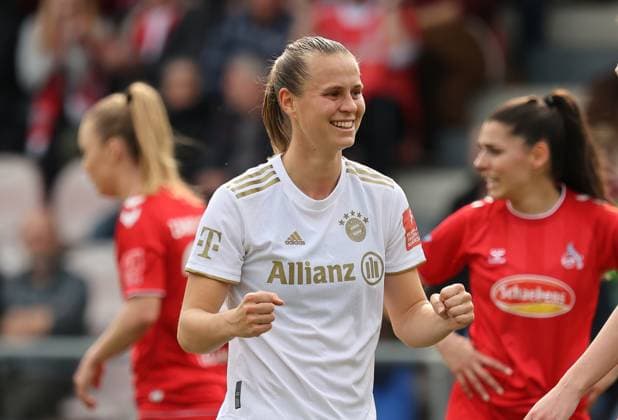 Klara Bühl (Bayern), 1. FC Köln - FC Bayern München, Flyeralarm Frauen Bundesliga, 15. Spieltag, Köln, Deutschland, 18.03.2023.