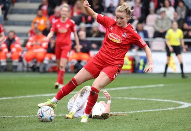 Lena Uebach (Köln), 1. FC Köln - FC Bayern München, Flyeralarm Frauen Bundesliga, 15. Spieltag, Köln, Deutschland, 18.03.2023.