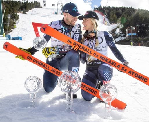 Bilder des Jahres 2023, Sport 03 März Sport Themen der Woche KW11 Sport Bilder des Tages ALPINE SKIING - FIS WC Final Soldeu SOLDEU,ANDORRA,19.MAR.23 - ALPINE SKIING - FIS World Cup Final, award ceremony for the overall world cup, Ladies. Image shows Aleksander Aamodt Kilde (NOR) and Mikaela Shiffrin (USA). Keywords: crystal globe, medal.  GEPAxpictures xHaraldxSteiner