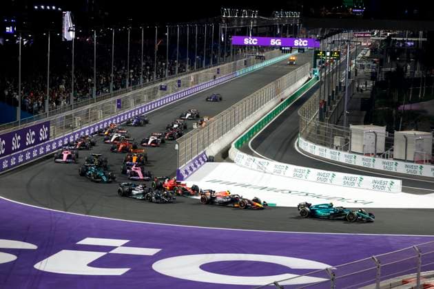 Start, 14 Fernando Alonso (ESP, Aston Martin Aramco Cognizant F1 Team), 11 Sergio Perez (MEX, Oracle Red Bull Racing), 63 George Russell (GBR, Mercedes-AMG Petronas F1 Team), 55 Carlos Sainz (ESP, Scuderia Ferrari), F1 Grand Prix of Saudi Arabia at Jeddah Corniche Circuit on March 19, 2023 in Jeddah, Saudi Arabia. (Photo by HOCH ZWEI) Jeddah Saudi Arabia