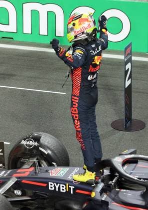 Formel 1 Großer Preis von Saudi-Arabien 19.03.2023, Jeddah Corniche Circuit, Dschidda, Formel 1 Großer Preis von Saudi-Arabien ,im Bild Sieger Sergio Perez (MEX), Oracle Red Bull Racing.