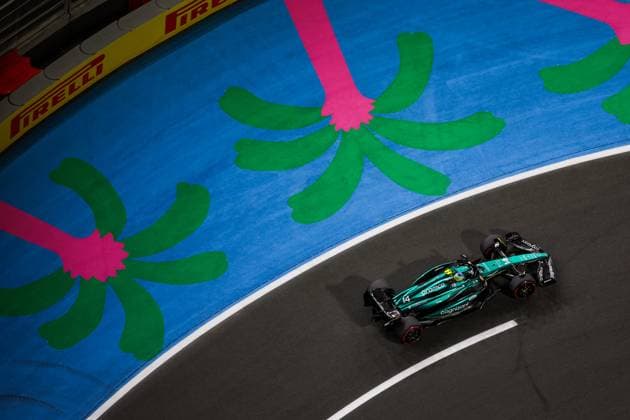 14 ALONSO Fernando (spa), Aston Martin F1 Team AMR23, action during the Formula 1 STC Saudi Arabian Grand Prix 2023, 2nd round of the 2023 Formula One World Championship, WM, Weltmeisterschaft from March 17 to 19, 2023 on the Jeddah Corniche Circuit, in Jeddah, Saudi Arabia - F1 - SAUDI ARABIAN GRAND PRIX 2023 - RACE DPPI Panoramic  20230319_GOOD0535