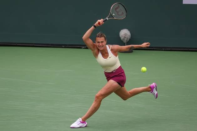 INDIAN WELLS, CA - MARCH 19: Aryna Sabalenka hits a forehand during the BNP Paribas Open on March 19, 2023 at the Indian Wells Tennis Garden in Indian Wells, CA. (Photo by George Walker Icon Sportswire) TENNIS: MAR 19 BNP Paribas Open Icon230319015