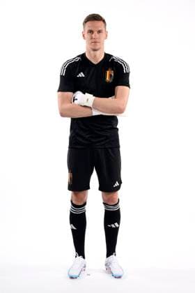 BRUSSELS, BELGIUM - MARCH 20 : Kaminski Thomas goalkeeper of Belgium pictured during a photo shoot prior to the Euro 2024 Qualifying Match Group F match between Sweden and Belgium on March 20, 2023 in Brussels, Belgium, 20 03 2023 ( Sweden v Belgium Euro 2024 Qualifying Match Media Activities 20 03 2023 PhotoNews Panoramic 