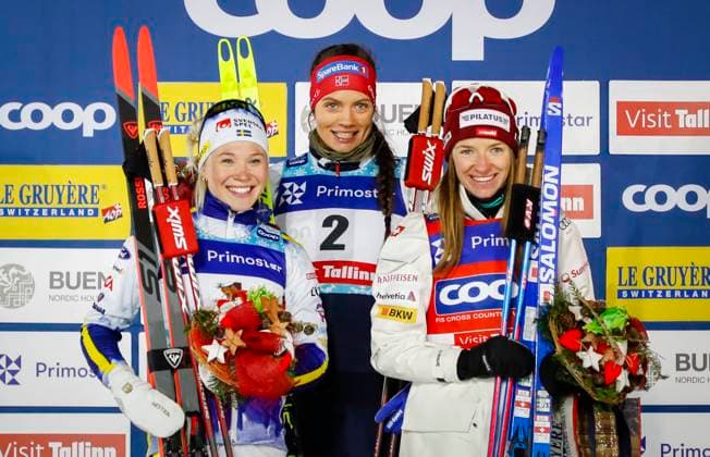 Bilder des Jahres 2023, Sport 03 März Sport Themen der Woche KW12 Sport Bilder des Tages 230321 Jonna Sundling of Sweden, Kristine Stavas Skistad of Norway and Nadine Faehndrich of Switzerland at the flower ceremony after women s free technique sprint during the FIS Cross-Country World Cup on March 21, 2023 in Tallinn. Photo: Tomi Hänninen BILDBYRAN COP 211 TH0018 FIS World Cup bbeng cross-country skiing langrenn skidor tallinn womens sprint *** 230321 Jonna Sundling of Sweden, Kristine Stavas Skistad of Norway and Nadine Faehndrich of Switzerland at the flower ceremony after womens free technique sprint during the FIS Cross Country World Cup on March 21, 2023 in Tallinn Photo Tomi Hänninen PHOTO AGENCY COP 211 TH0018 FIS World Cup bbeng cross country skiing cross country skiing tallinn womens sprint,  Copyright: TOMIxHÄNNINEN BB230321BB347
